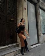 SÜET KALEM ETEK YIRTMAÇ DETAYLI - Kahverengi resmi